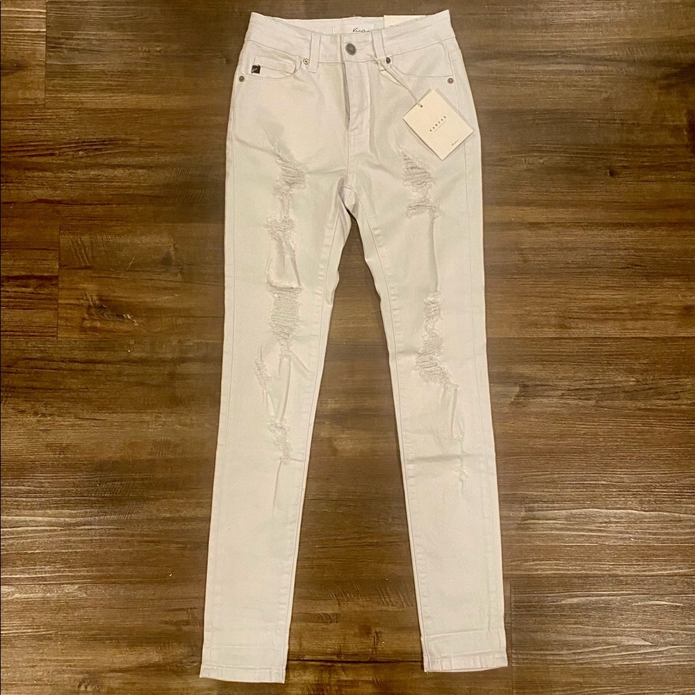 NWT KanCan White High Rise Distressed Skinny Jeans